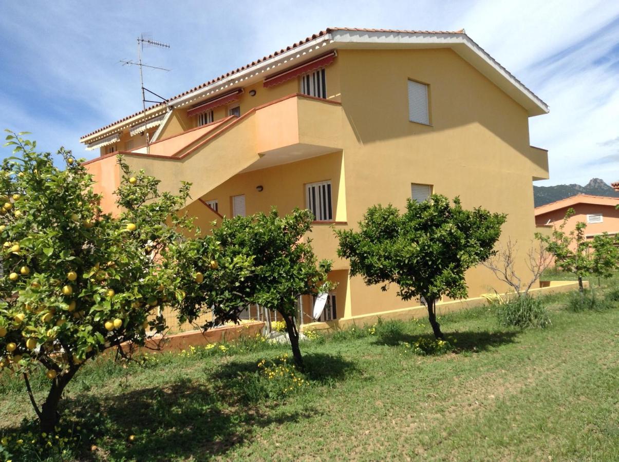 Lemon Apartments Villasimius Kültér fotó